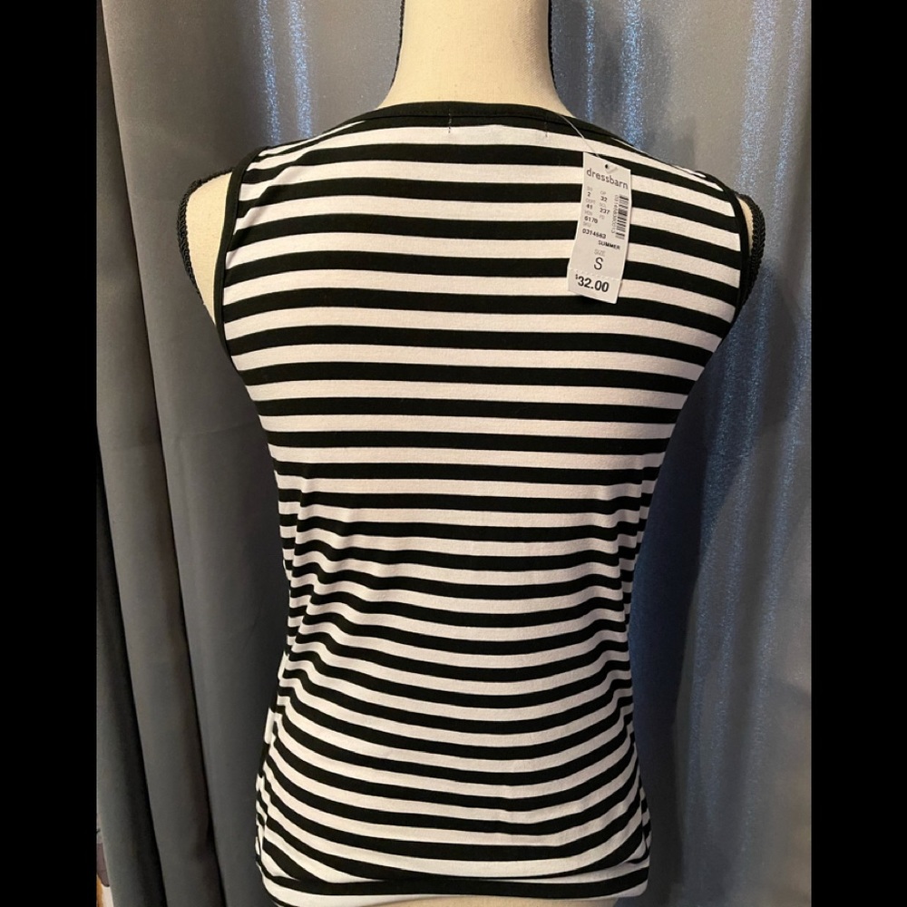 Top - Picture 2 of 5